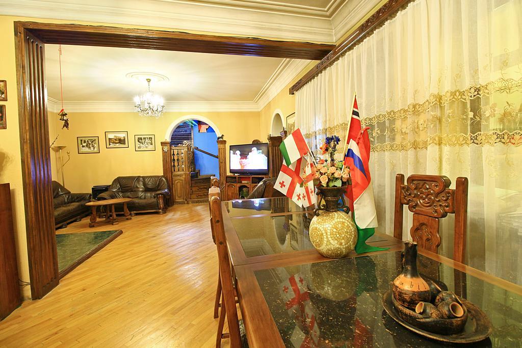 Готель Babilina Тбілісі Екстер'єр фото